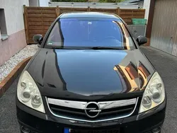 Schwarz Gebraucht 2008 Opel Signum Kombi | 1.200 €