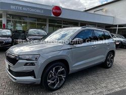 Stahlgrau Neu 2025 Skoda Karoq SportLine SUV | 42.580 € (Fairer Preis)