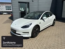 Weiß Gebraucht 2021 Tesla Model 3 Long Range Limousine | 30.800 € (Fairer Preis)