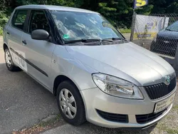 Silber Gebraucht 2011 Skoda Fabia Special Kleinwagen | 2.850 € (Guter Preis)