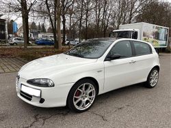 Weiß Gebraucht 2009 Alfa Romeo 147 Quadrifoglio Verde Kleinwagen | 2.999 € (Fairer Preis)