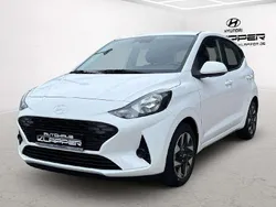Atlas white / sol Neu 2025 Hyundai i10 Trend Kleinwagen | 17.990 € (Fairer Preis)
