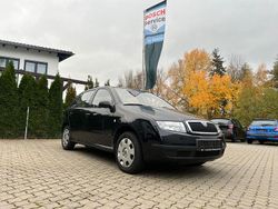 Schwarz Gebraucht 2002 Skoda Fabia Classic Limousine | 2.500 € (Etwas zu teuer)