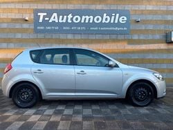 Silber Gebraucht 2011 Kia Ceed Kleinwagen | 5.999 € (Guter Preis)