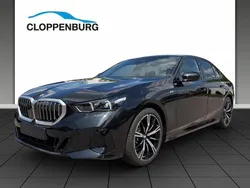 Schwarz Neu 2025 BMW 520 M Sport Limousine | 62.850 € (Guter Preis)