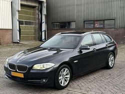 Schwarz Gebraucht 2019 BMW 520 M Sport Kombi | 14.900 €