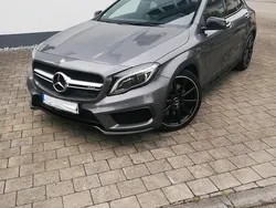 Grau Gebraucht 2018 Mercedes GLA45 AMG AMG SUV | 32.200 € (Fairer Preis)
