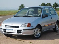 Silber Gebraucht 1996 Toyota Starlet Kleinwagen | 2.990 € (Teuer)