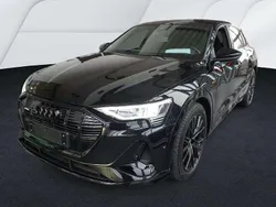 Mythosschwarz metallic Gebraucht 2022 Audi e-tron S-Line SUV | 41.645 € (Fairer Preis)
