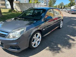 Grau Gebraucht 2008 Opel Signum OPC Kombi | 2.899 € (Etwas zu teuer)