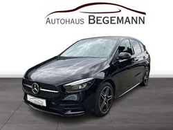 Kosmosschwarz metalliclack Gebraucht 2022 Mercedes B250e AMG Van / Kleinbus | 27.900 € (Fairer Preis)