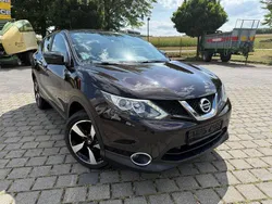 Violett Gebraucht 2016 Nissan Qashqai N-Connecta SUV | 8.999 €