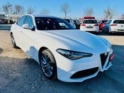 Weiß Gebraucht 2023 Alfa Romeo Giulia Ti Limousine | 31.800 € (Fairer Preis)