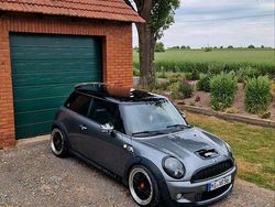 Grau Gebraucht 2008 Mini Cooper S Kleinwagen | 7.000 € (Etwas zu teuer)