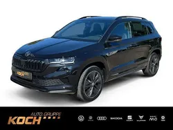 Schwarzmagic perleffekt Neu 2025 Skoda Karoq SportLine SUV | 44.799 € (Teuer)