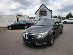 Grau Gebraucht 2010 Opel Insignia Kombi | 3.990 € (Fairer Preis)