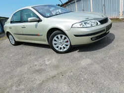 Gold Gebraucht 2001 Renault Laguna II Limousine | 2.000 €