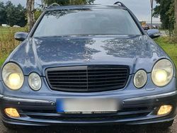 Blau Gebraucht 2003 Mercedes E500 Kombi | 3.950 € (Superpreis)