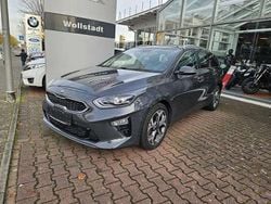 Grau Gebraucht 2019 Kia Ceed Spirit Kleinwagen | 13.590 € (Guter Preis)