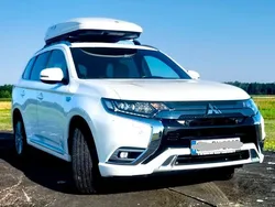 Weiß Gebraucht 2020 Mitsubishi Outlander P-HEV Plus SUV | 17.500 € (Guter Preis)