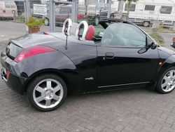 Neroschwarz (metallic) Gebraucht 2004 Ford StreetKa Cabrio | 3.860 € (Teuer)