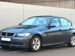 Grau Gebraucht 2007 BMW 318 Limousine | 4.000 € (Fairer Preis)