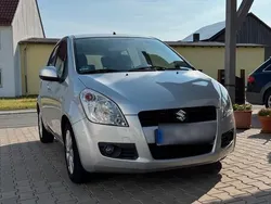 Silber Gebraucht 2010 Suzuki Splash Kleinwagen | 4.499 € (Etwas zu teuer)