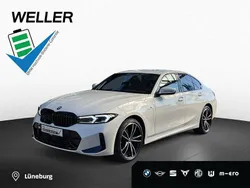Alpinweiss iii (weiß) Gebraucht 2024 BMW 330e M Sport Limousine | 43.990 € (Guter Preis)
