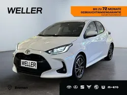 Weiss Gebraucht 2024 Toyota Yaris Team Kleinwagen | 17.980 € (Guter Preis)