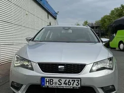 Silber Gebraucht 2015 Seat Leon ST Style Kombi | 7.900 € (Fairer Preis)