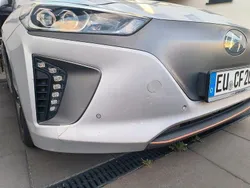 Silber Gebraucht 2019 Hyundai Ioniq Premium Limousine | 11.750 € (Guter Preis)