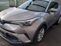 Grau Gebraucht 2019 Toyota C-HR Team SUV | 17.600 € (Fairer Preis)