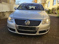 Grau Gebraucht 2008 VW Passat Kombi | 1.950 € (Guter Preis)