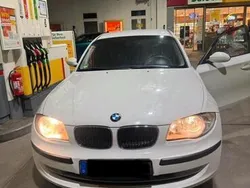 Weiß Gebraucht 2008 BMW 116 Kleinwagen | 2.590 €