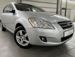 Machine silver9s (silber) Gebraucht 2007 Kia Ceed EX Limousine | 7.480 € (Etwas zu teuer)