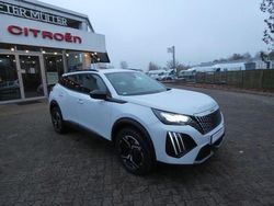 Weiß Gebraucht 2025 Peugeot 2008 Allure SUV | 23.300 €