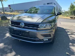 Grau Gebraucht 2018 VW Tiguan Highline SUV | 19.999 € (Superpreis)