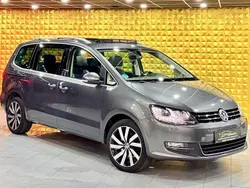 Grau Gebraucht 2019 VW Sharan R Van / Kleinbus | 20.990 € (Fairer Preis)