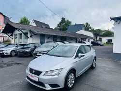 Eissilber/estrella silver Gebraucht 2013 Seat Leon Reference Limousine | 7.890 € (Fairer Preis)