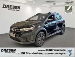 Schwarz Neu 2025 Dacia Sandero Essentiel Kleinwagen | 16.880 € (Guter Preis)