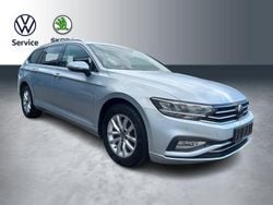 Silber Gebraucht 2023 VW Passat Business Kombi | 24.770 € (Guter Preis)