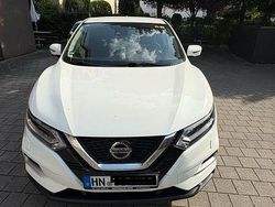 Weiß Gebraucht 2019 Nissan Qashqai N-Connecta SUV | 18.500 € (Fairer Preis)