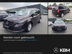 Rot Gebraucht 2023 Mercedes 180 Progressive Limousine | 30.900 € (Etwas zu teuer)