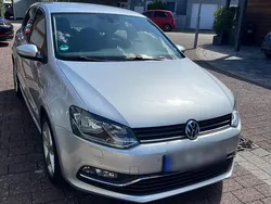 Silber Gebraucht 2015 VW Polo Kleinwagen | 8.490 € (Fairer Preis)
