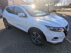 Weiß Gebraucht 2021 Nissan Qashqai Zama SUV | 21.990 € (Fairer Preis)
