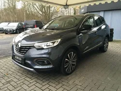 Grau Gebraucht 2019 Renault Kadjar Bose Edition SUV | 15.980 € (Fairer Preis)