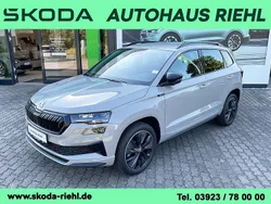 Stahlgrau Neu 2025 Skoda Karoq SportLine SUV | 35.590 € (Fairer Preis)