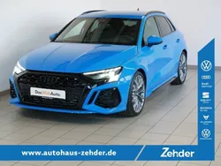 Blau Gebraucht 2022 Audi RS3 Sportback Ambiente Kleinwagen | 68.908 € (Fairer Preis)