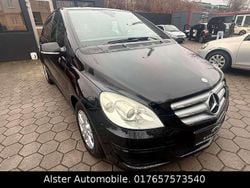 Schwarz Gebraucht 2010 Mercedes B160 Van / Kleinbus | 6.900 € (Fairer Preis)