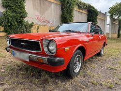 Rot Gebraucht 1977 Toyota Corolla Kleinwagen | 13.999 €